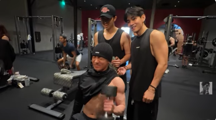 Jungkook dan V BTS
